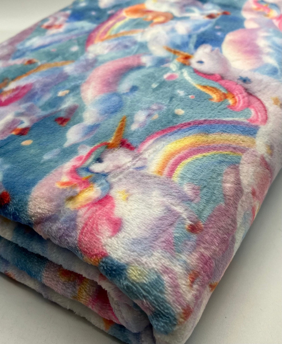 Magical Unicorns Cuddle Fleece Fabric Blanket Loungewear