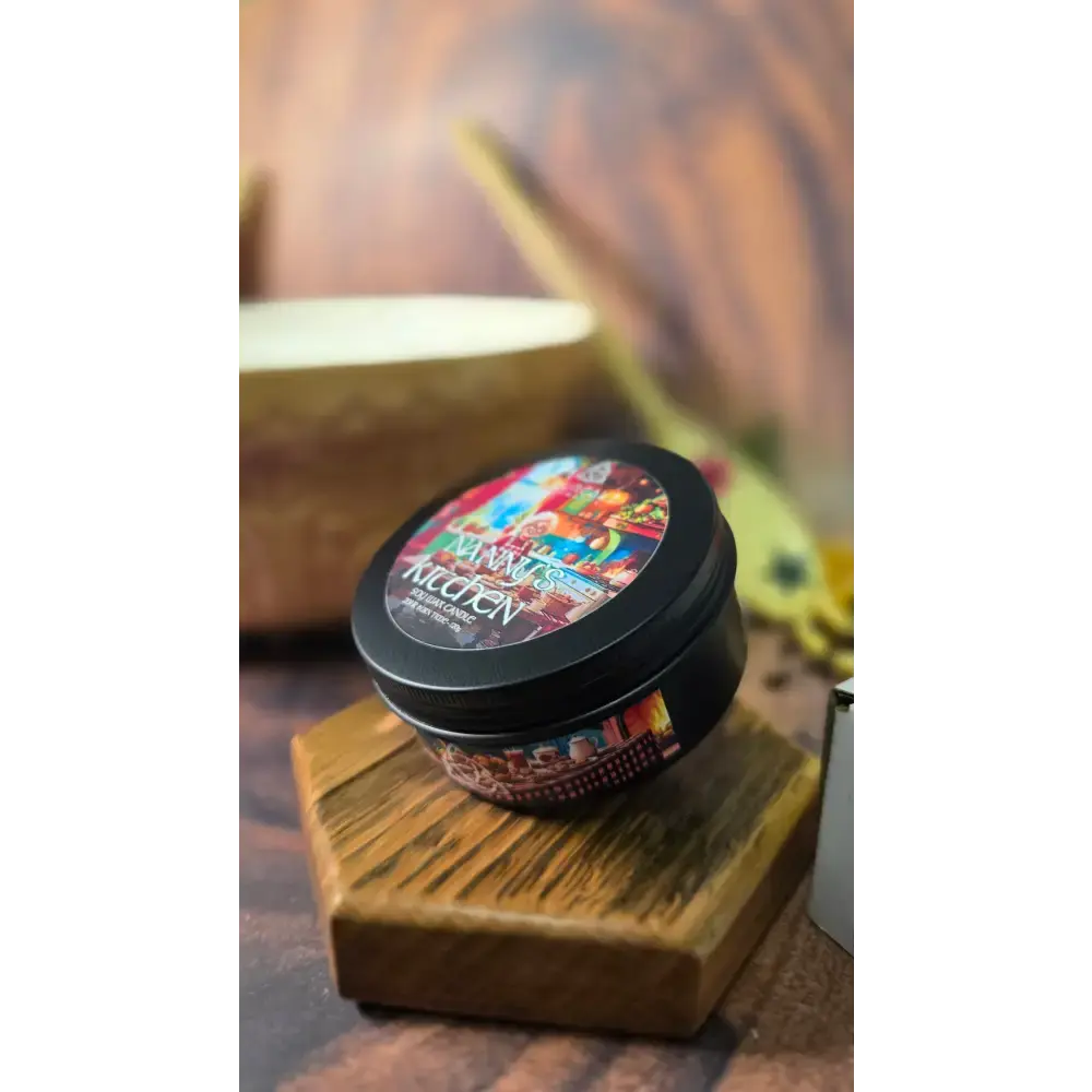 Nanny's Kitchen - Christmas Tin Candle