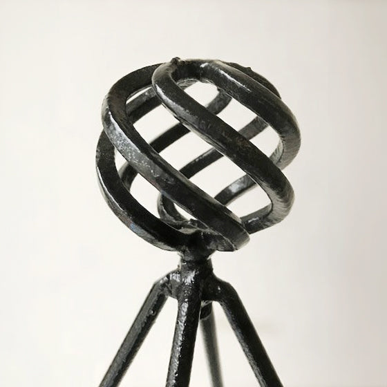 PoppyForge Cleo Obelisk
