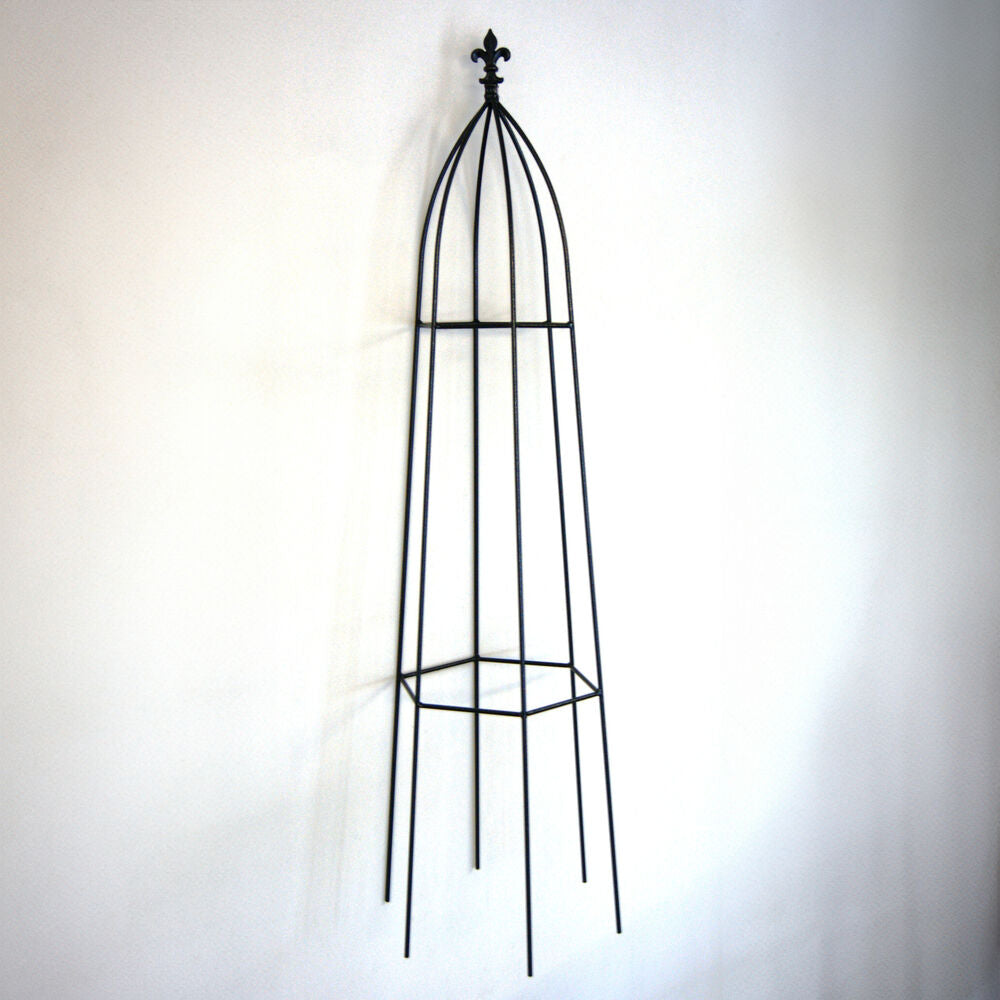 PoppyForge Gothic Obelisk