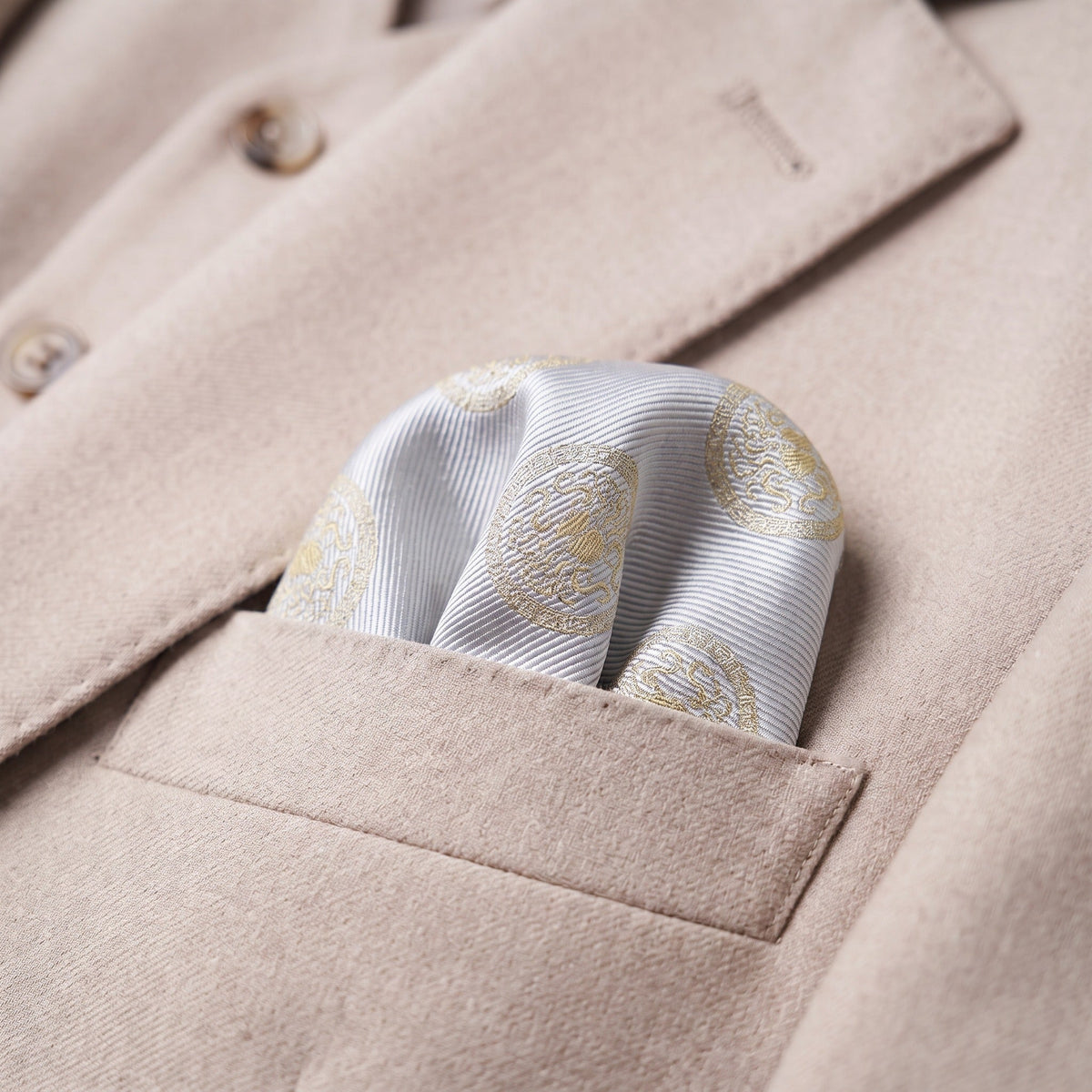 Medusa Pocket Square Grey & Gold