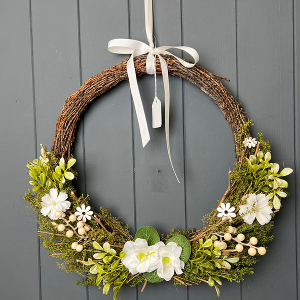 Leaf And Flower Wreath 37x35x7cm