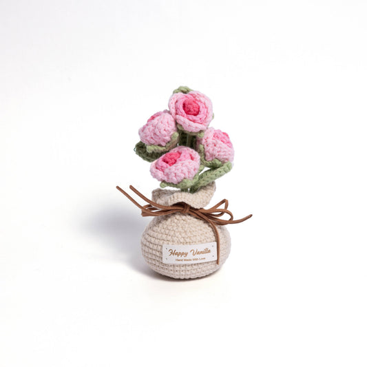 Cozy Heart Roses Table-top Plant