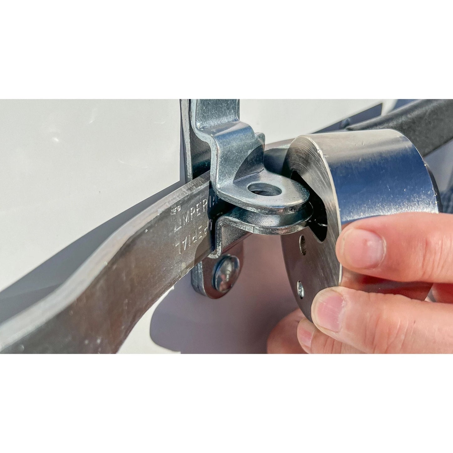 Puck Lock With Hardened Shackle For Trailers