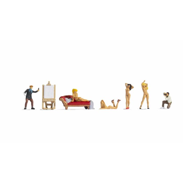 Artists (2) and Nude Models (4) Terrarium Figure Set 15948