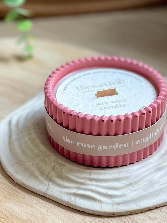 Rose Garden Luxury Soy Candle – Classic English Rose Scent