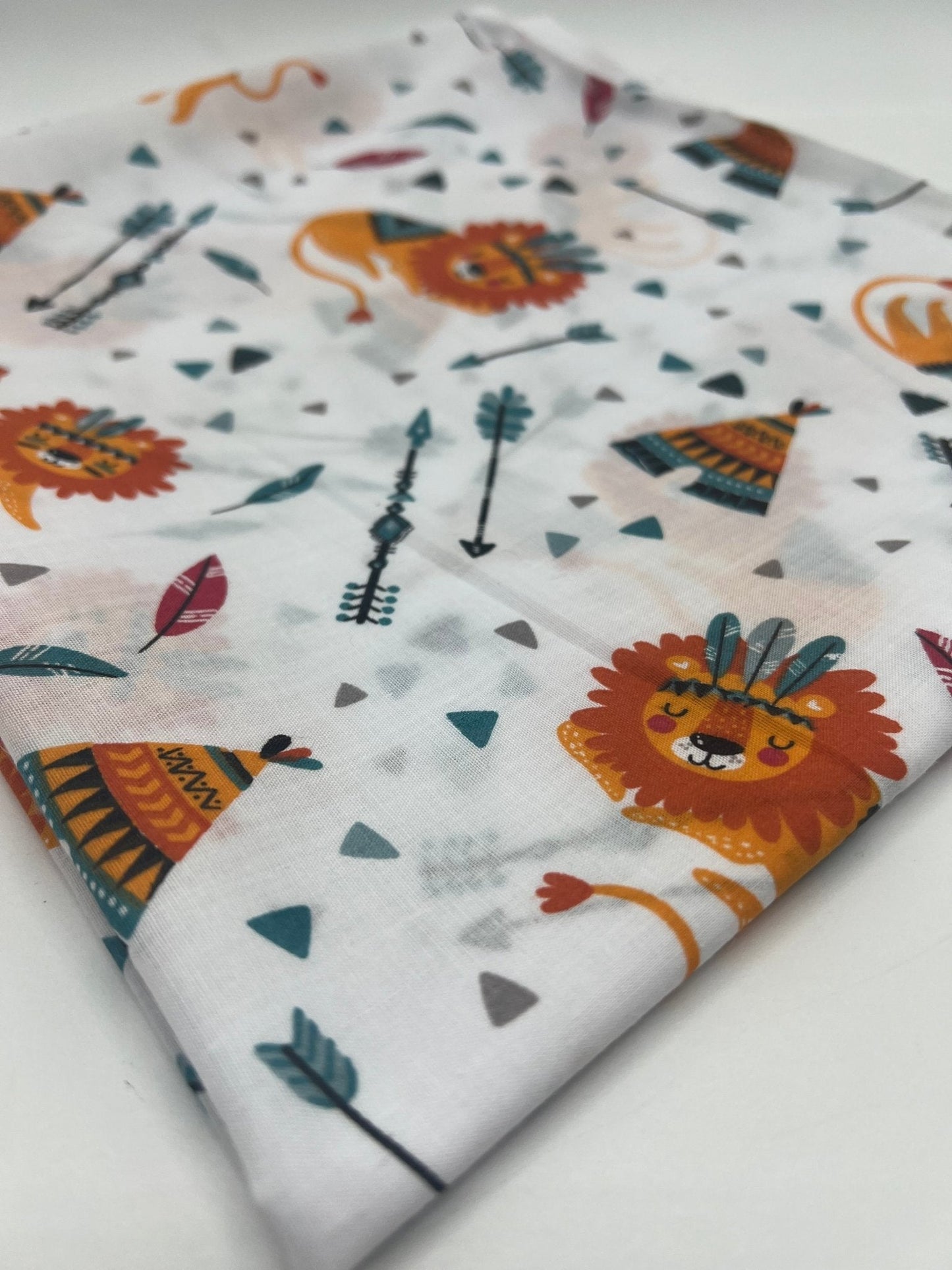 Sleepy Lions Printed Polycotton 90 GSM 80/20 44 Inch Non Stretch
