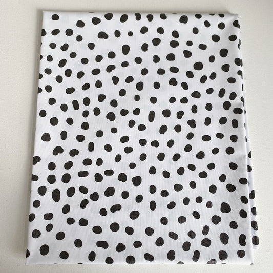 Splash mat - Monochrome Spotty Polka Dot