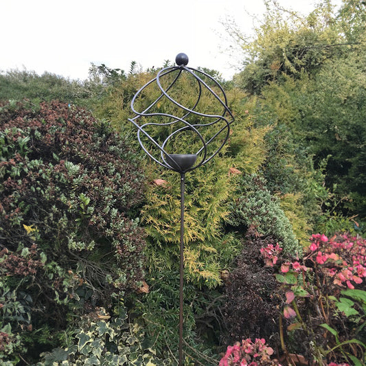 PoppyForge Tangle Ball On 4Ft Stem With Bird Feeder