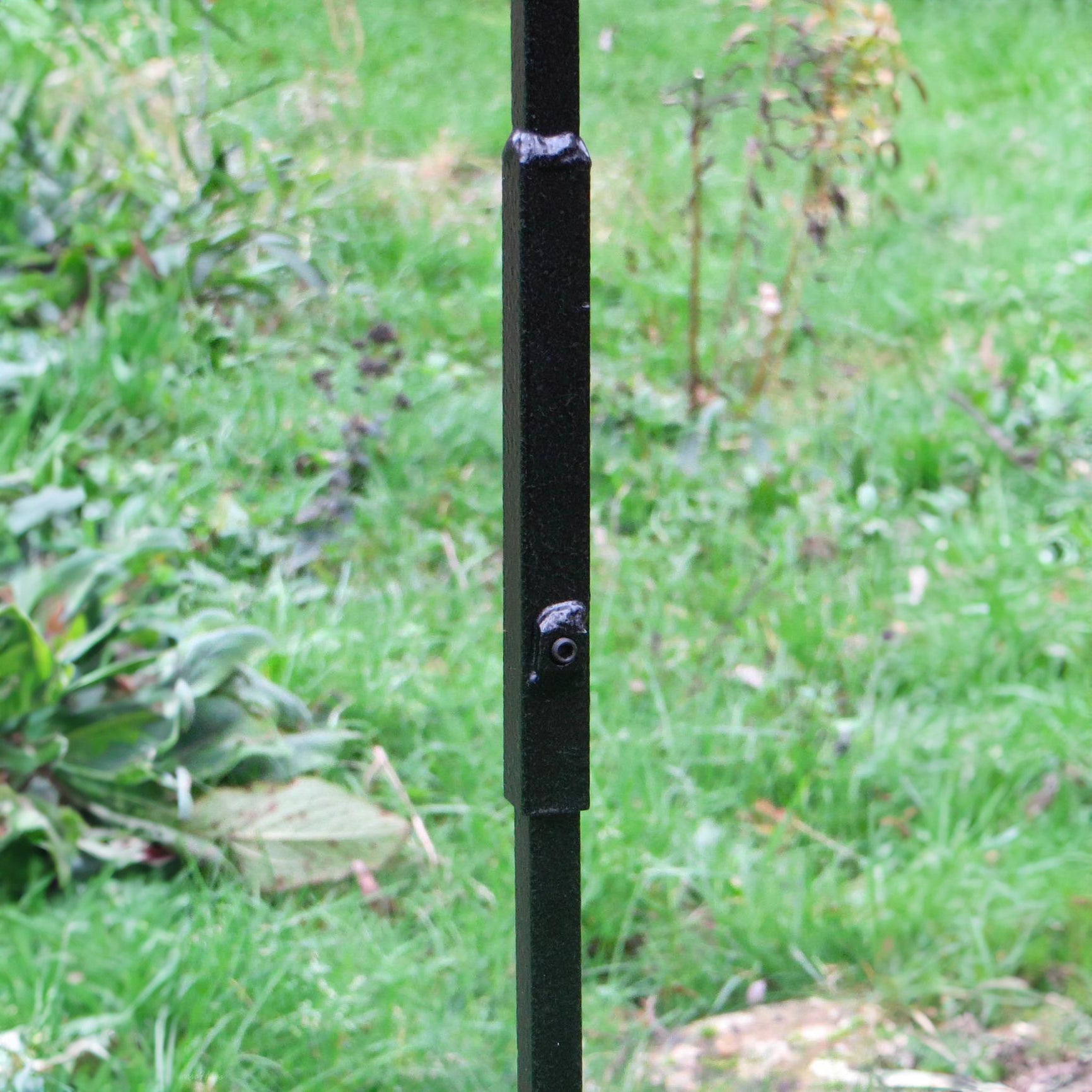 PoppyForge Single Bird Crook