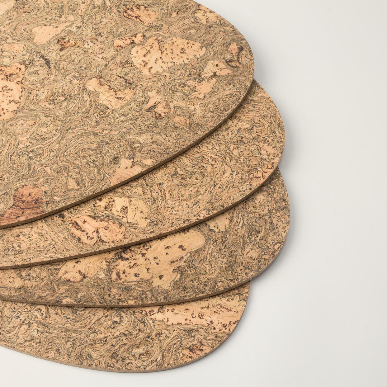 Cork Placemats | Twist Black | Pebble Shape