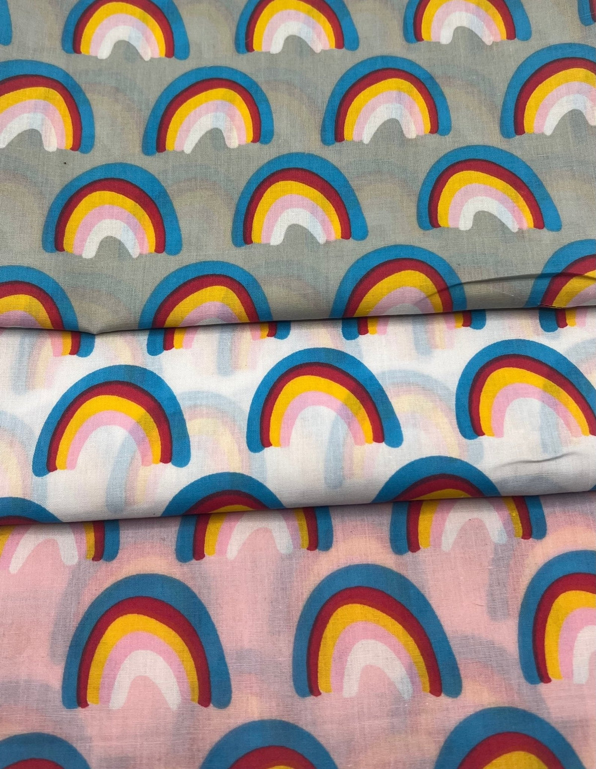 White Rainbow Printed Polycotton 90 GSM 80/20 44 Inch Non Stretch