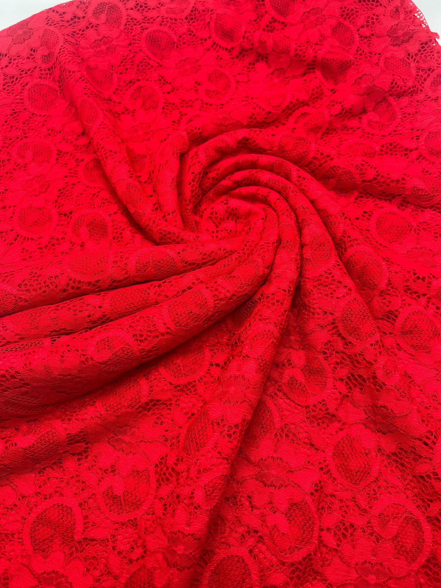Red Flower Scalloped Edge Floral Lace Fabric Stretch