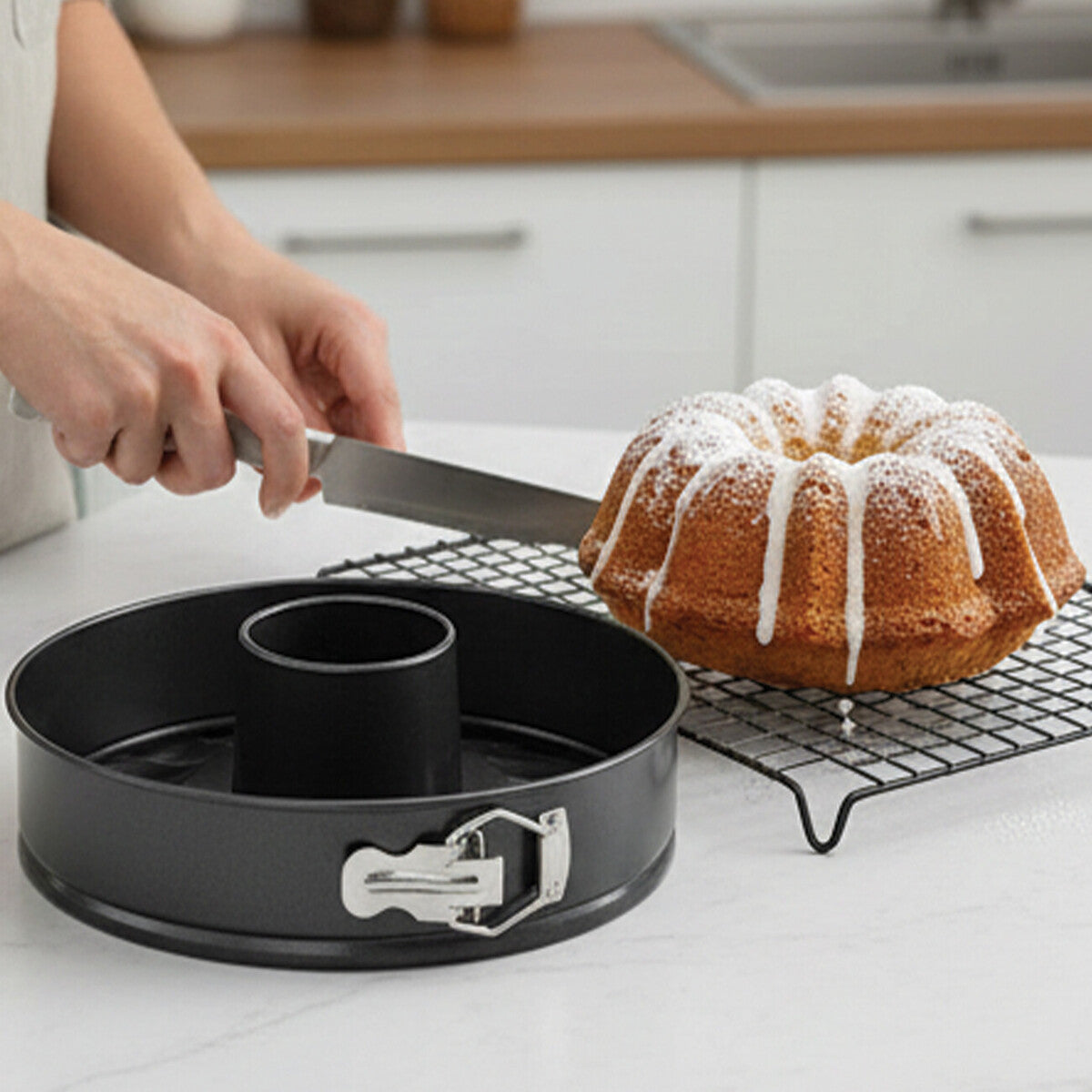 Mari Non Stick Cake Pan Set