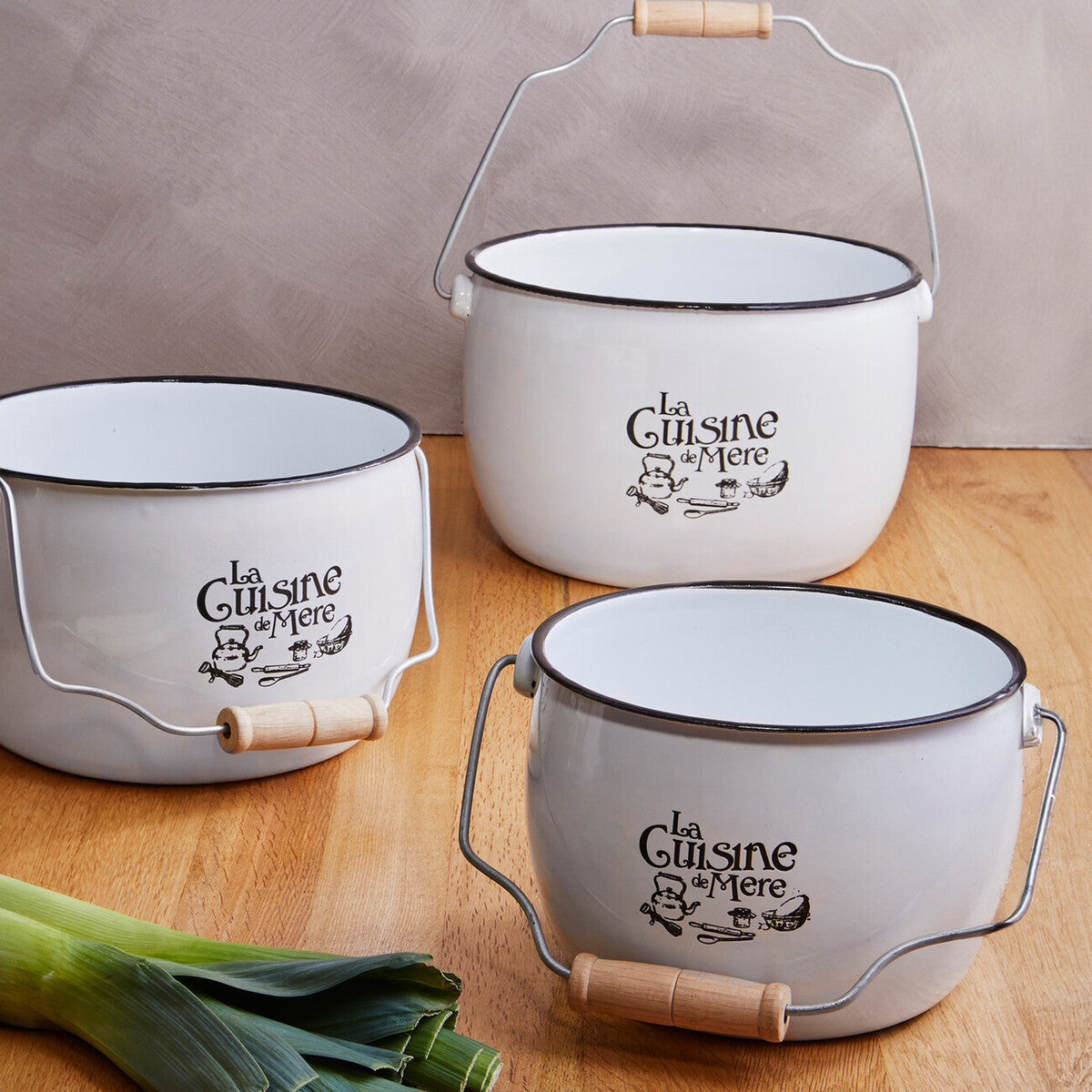 La Cuisine De Mere Set Of 3 Storage Pots