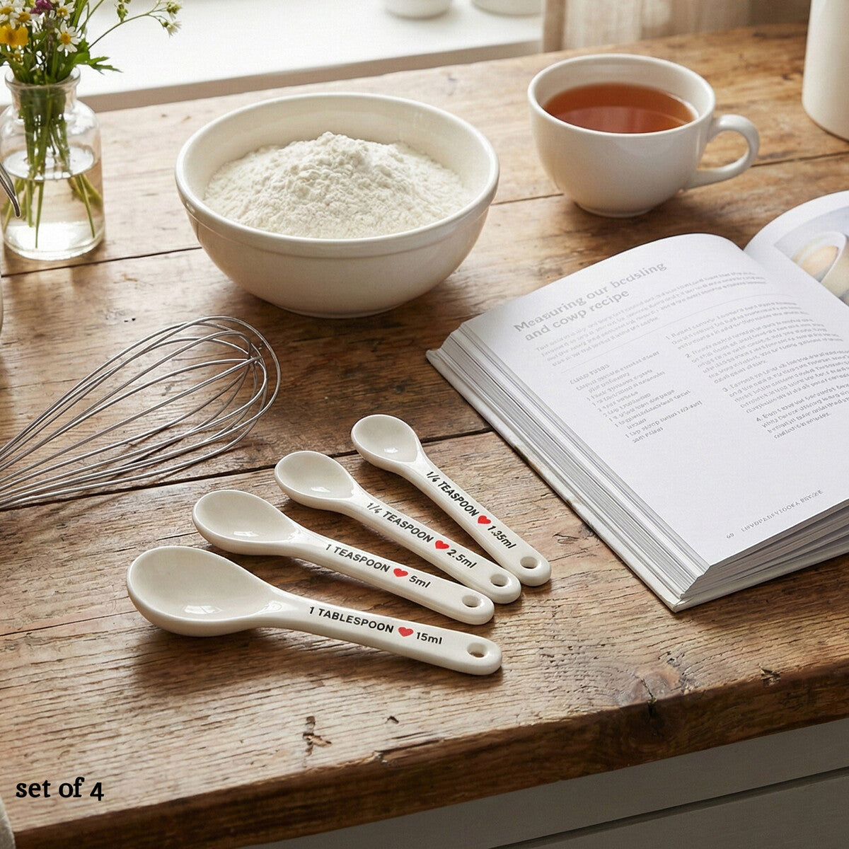 Lola Set of 4 Heart Design Measuring Spoons