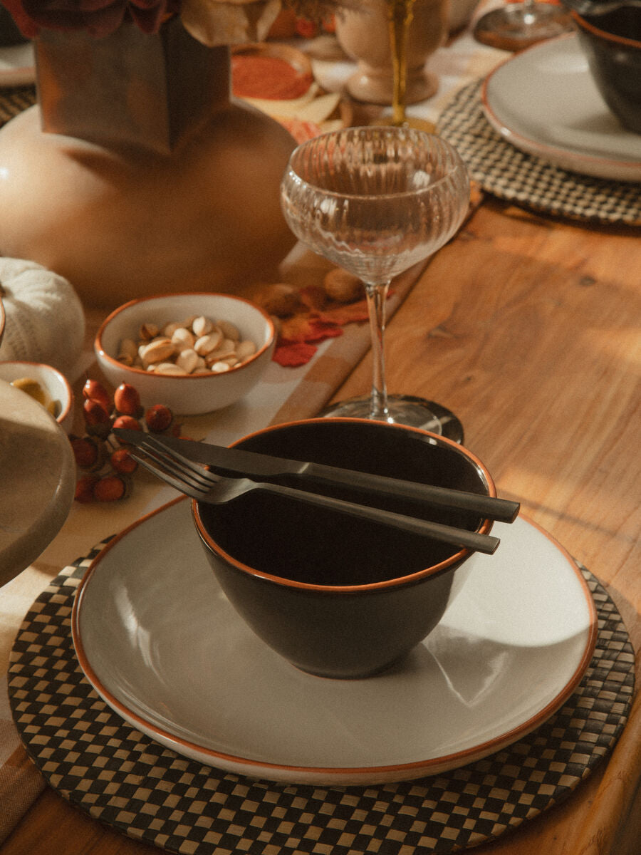 Terracotta White Glazed Dinner Plate | Calisto