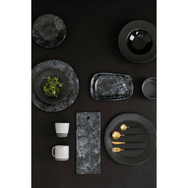 Black Stoneware Pizza Plate | Hygge