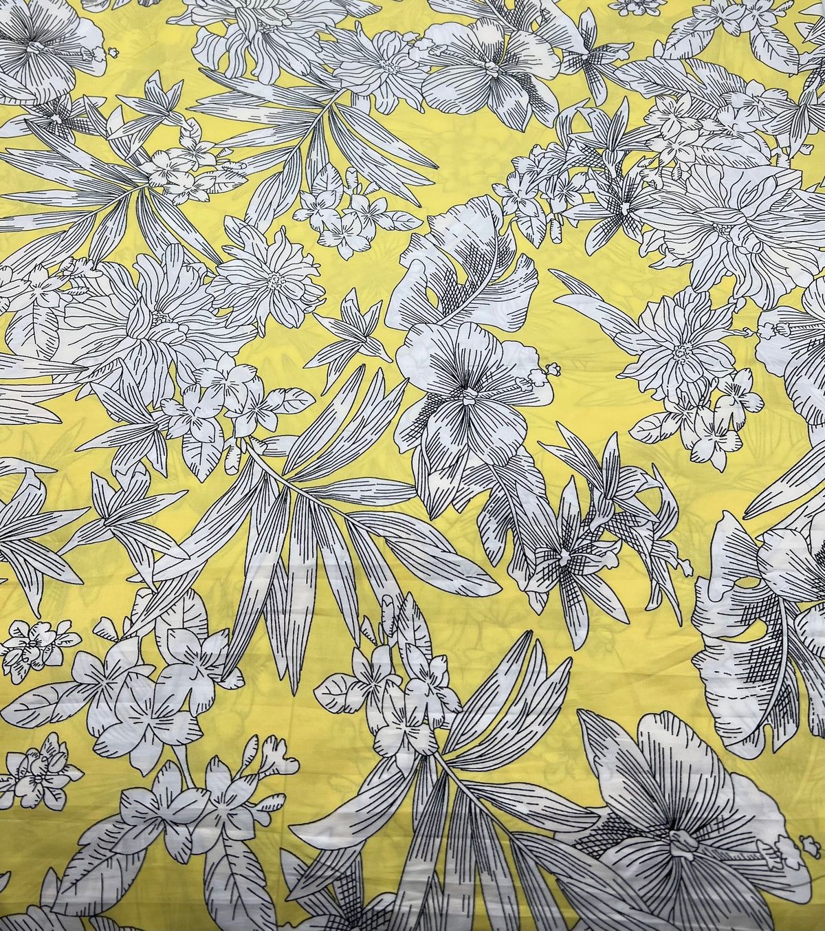 Yellow White Floral Lightweight Crepe Fabric 70GSM Non Stretch