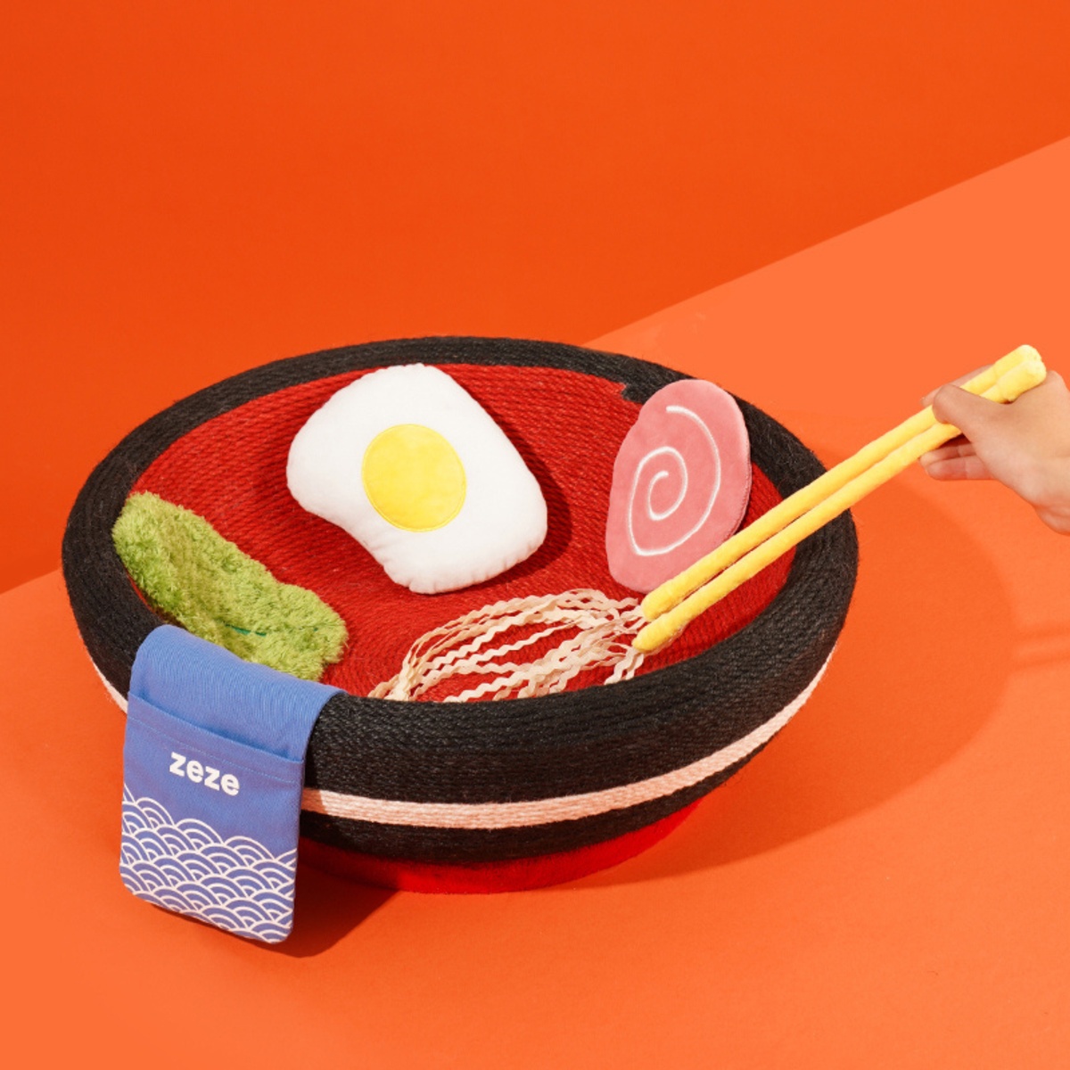 zeze Big Ramen Bowl Cat Scratcher — 48 cm Rope Bowl with Plush Toppings