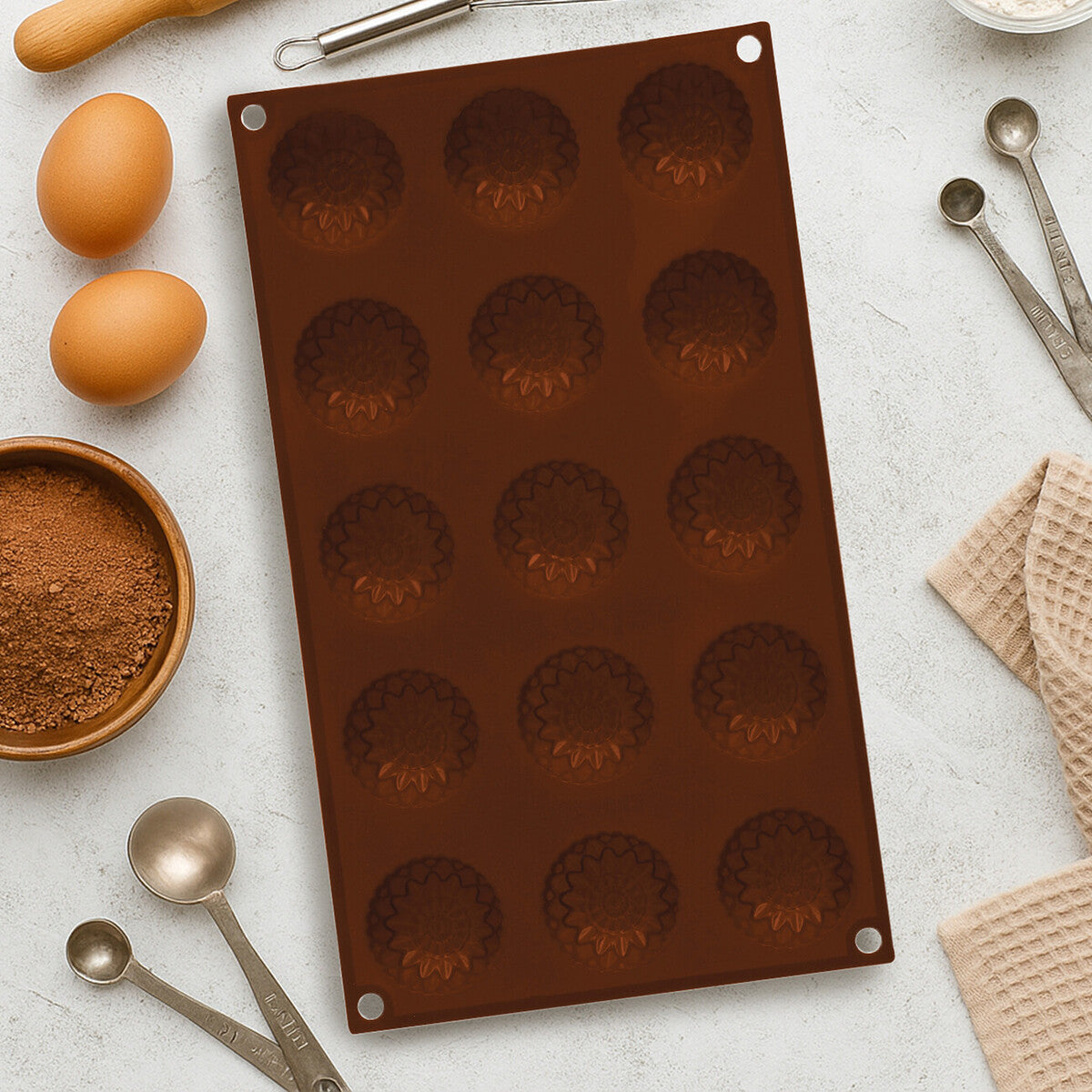 15 Sunflower Brown Chocolate Mould