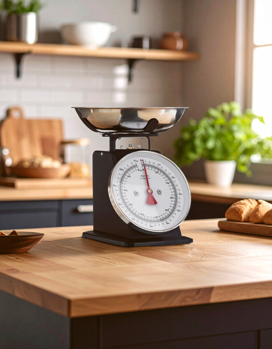 Olivier 5kg Matt Black Retro Kitchen Sca