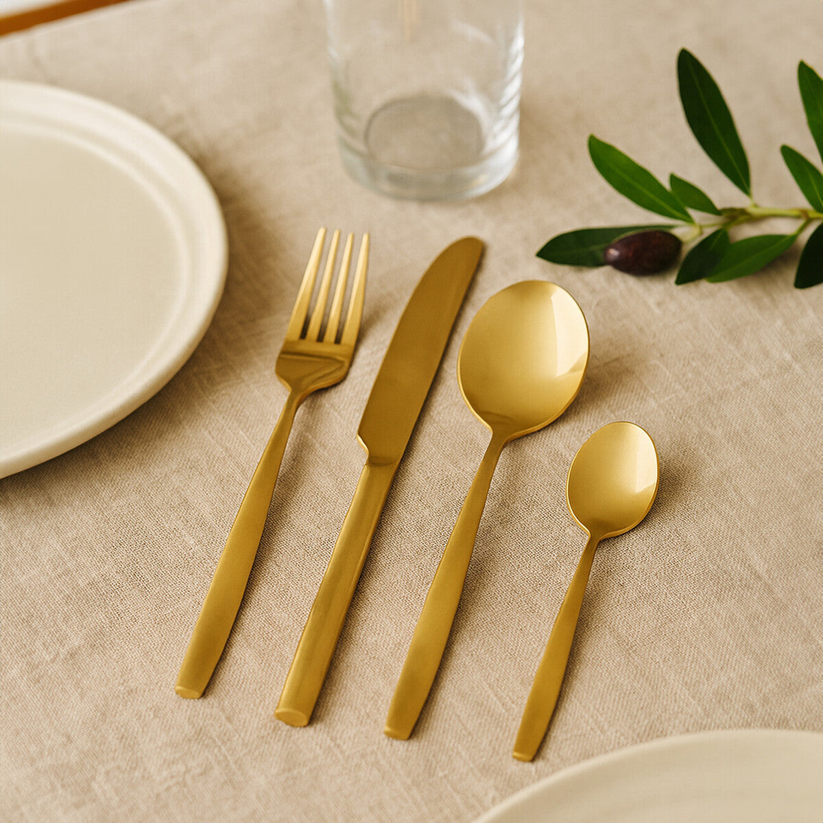 Avie 16 Piece Gold Finish Cutlery Set
