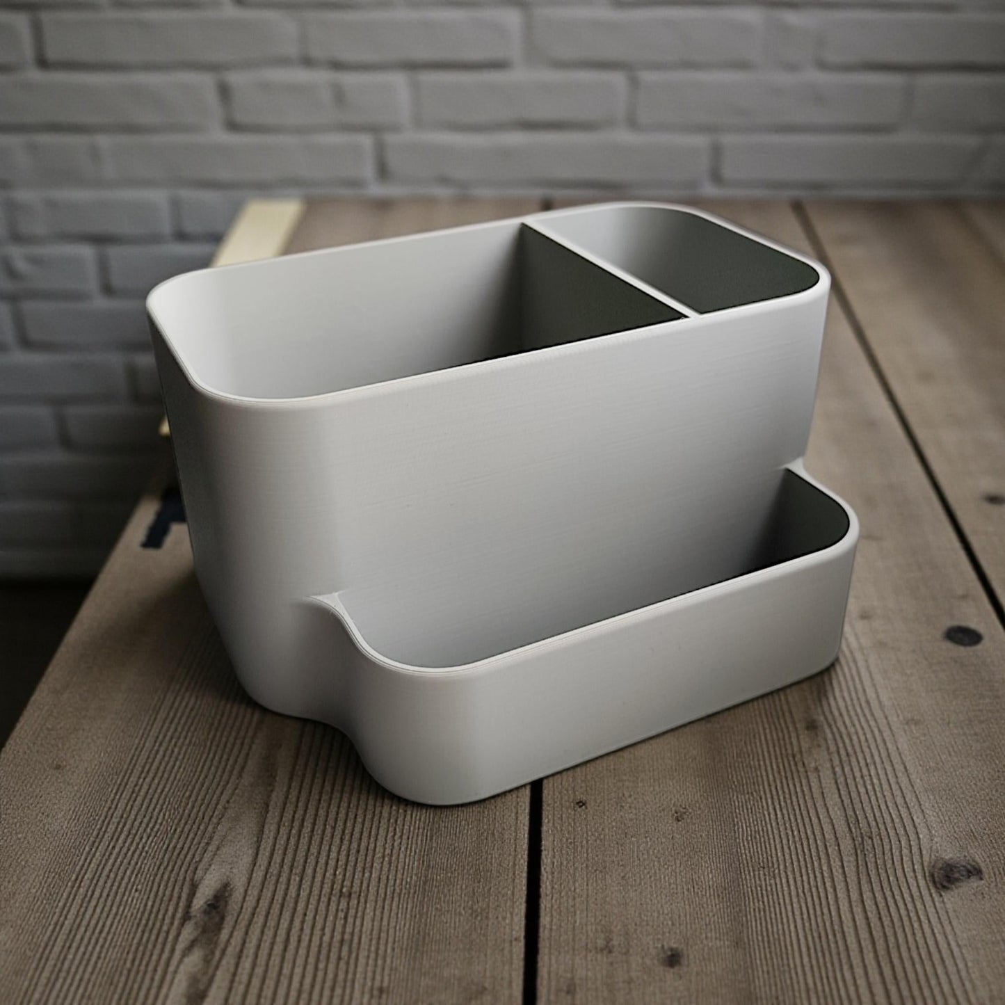 3D Printed Desk Organiser – Modern Curved Office Storage Dock