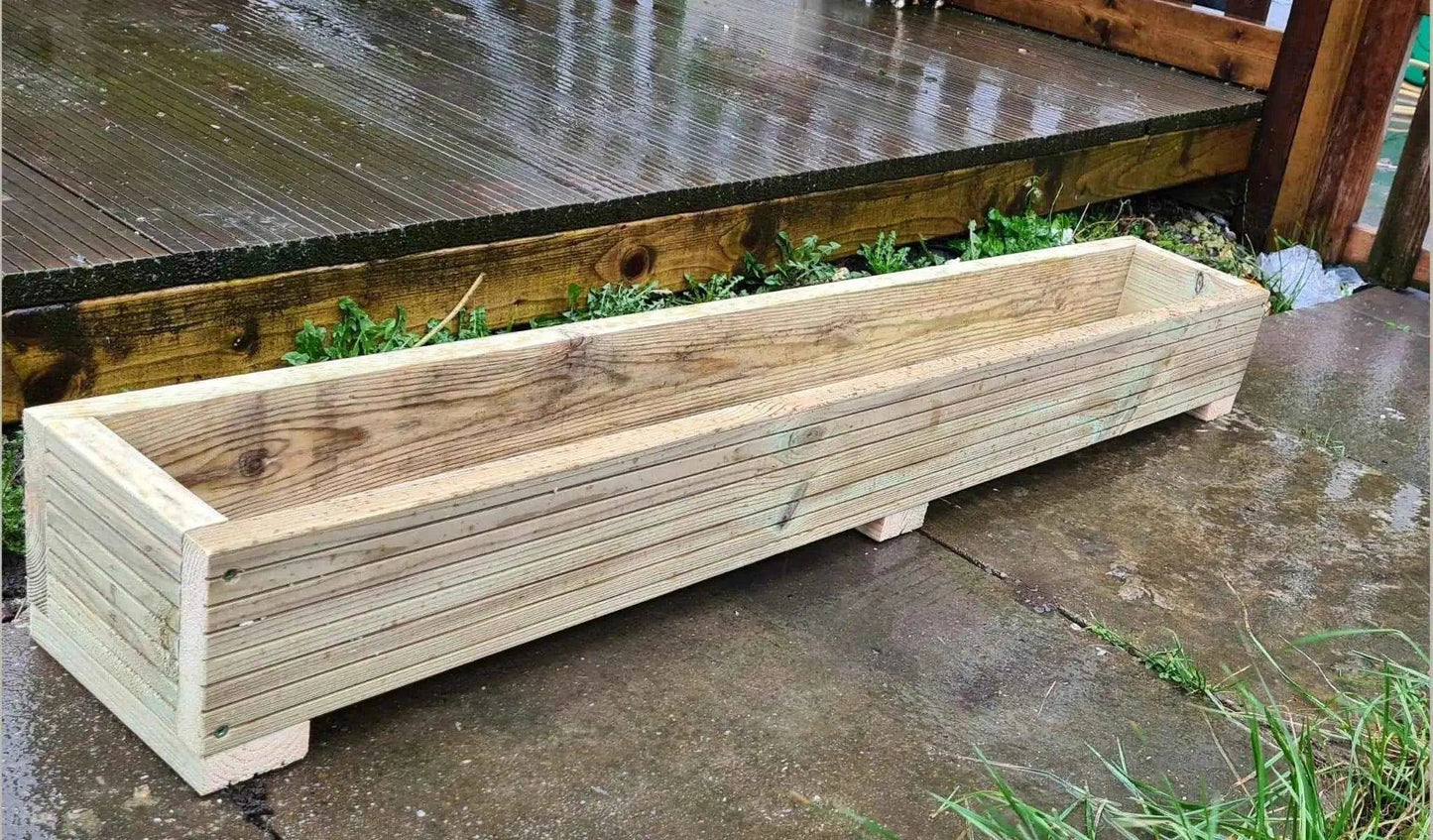 1.2m Wooden Decking Garden Planter