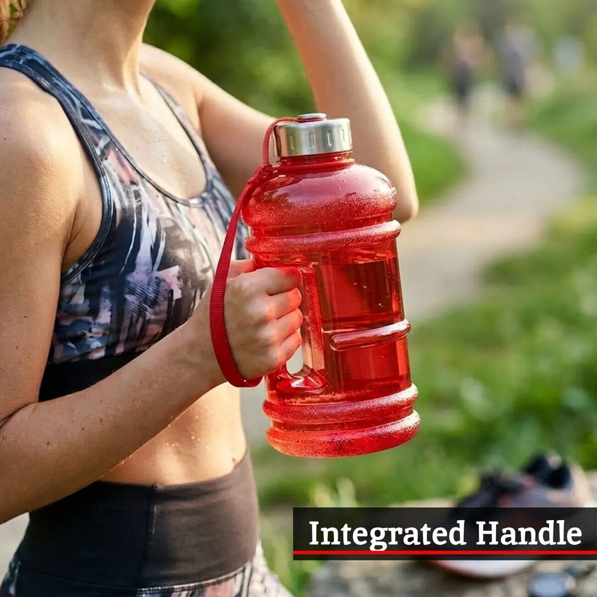 Olly Red 1000ml Sports Drinking Bottle.