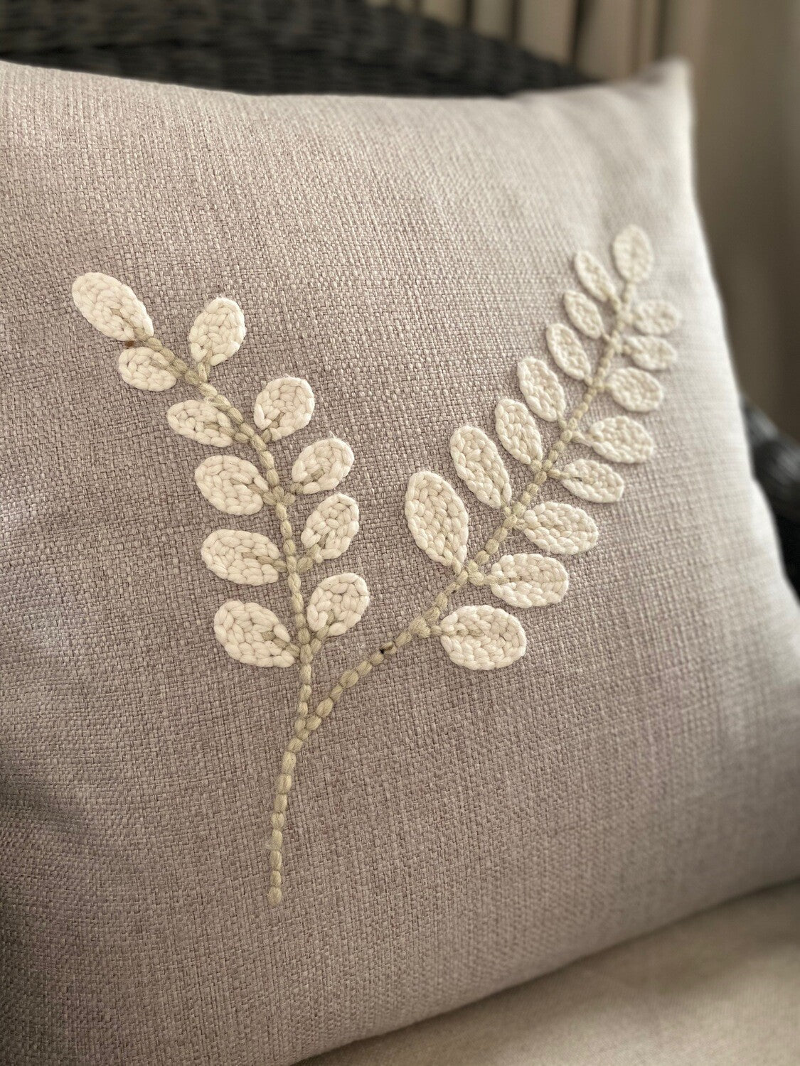 Naturals - Punch Needle Leaf 2 (60x60)