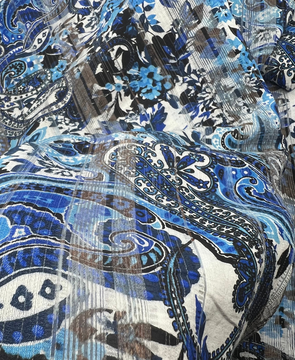 Blue Black Floral Lightweight Fabric 80GSM Non Stretch
