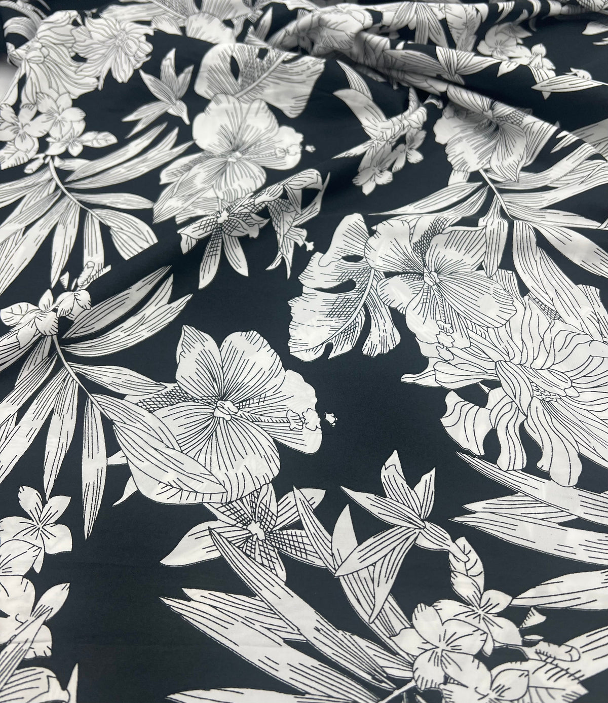 Black White Floral Lightweight Fabric 70GSM Non Stretch