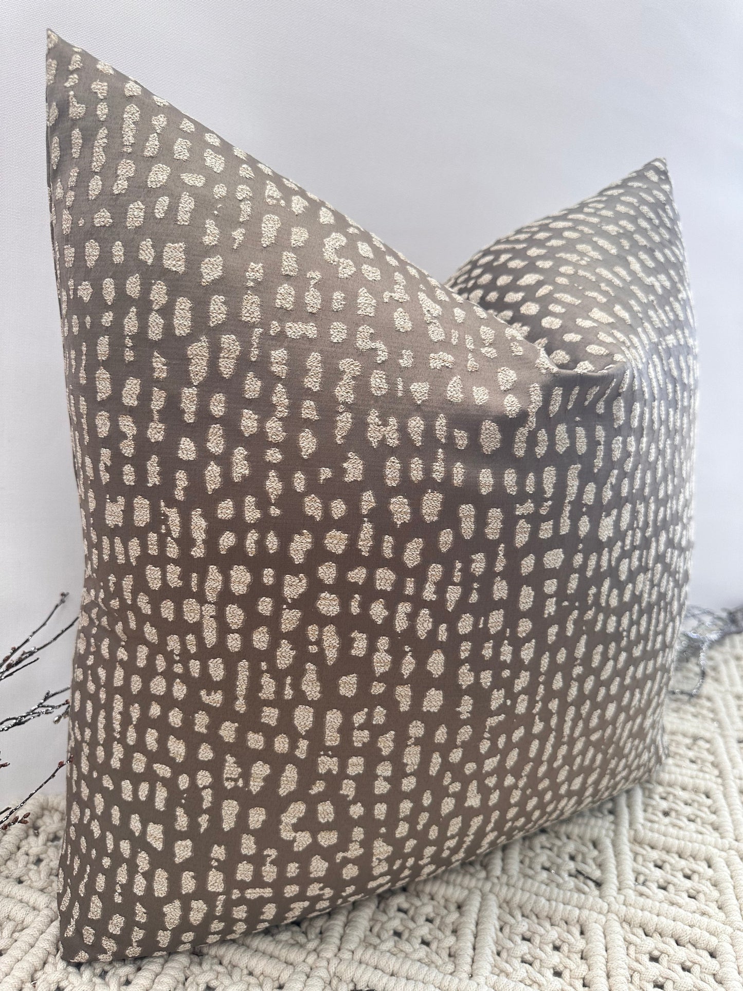 The Couture Cushion - The Putty Natale - Style No. 194