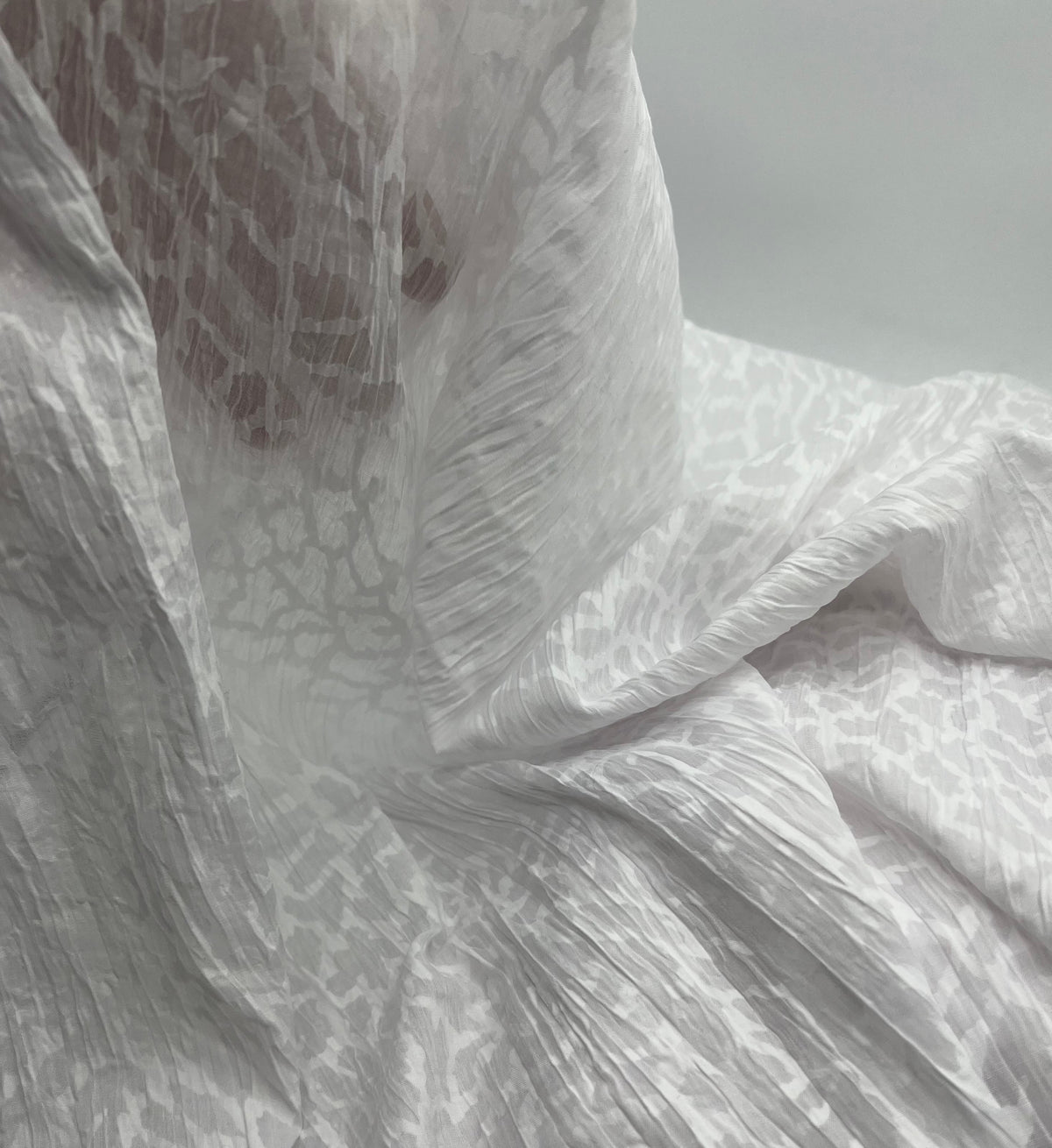 White Animal Crinkled Lightweight Non Stretch Woven Fabric