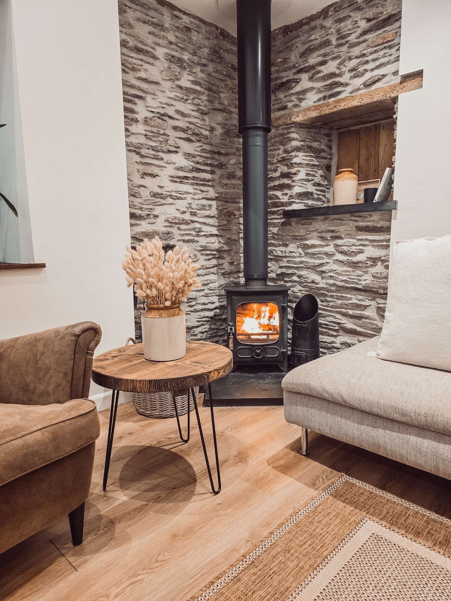 DALVA Walnut Round Coffee Table