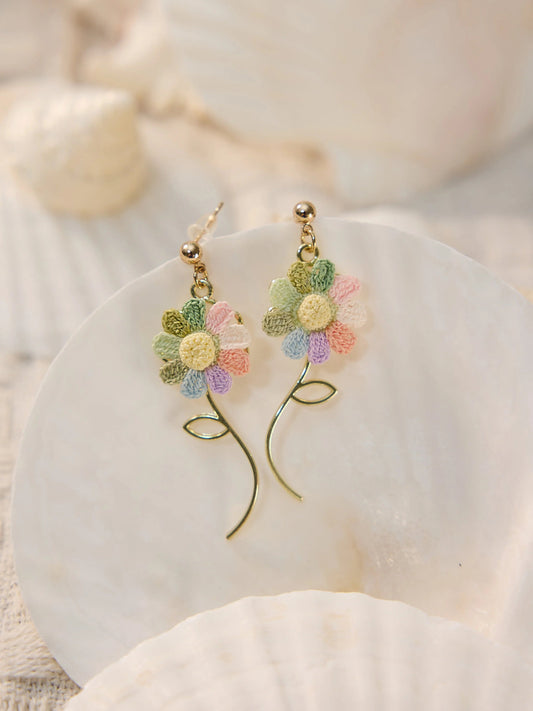 Spinning Sunflower Micro Crochet Earrings – Colourful, Playful, Handmade Magic