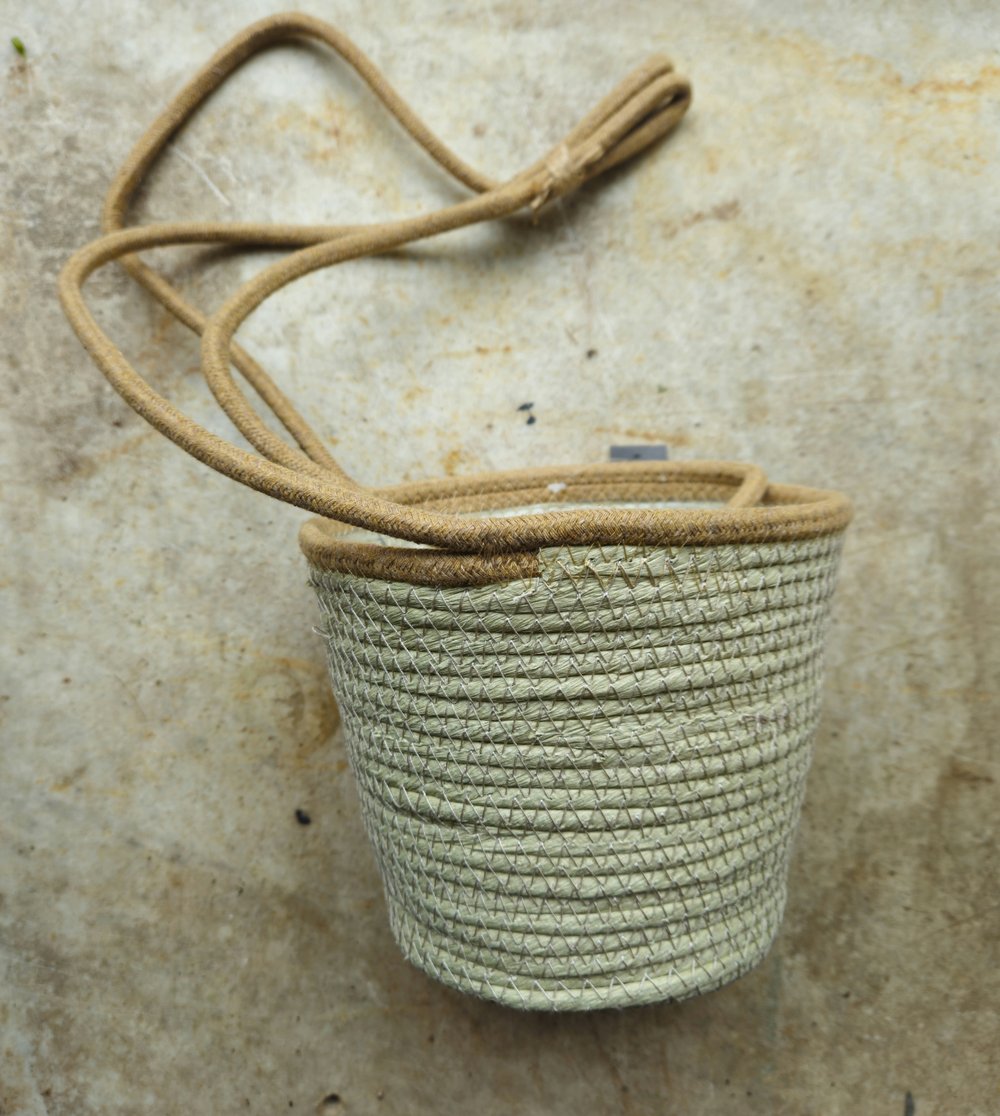 Rope hanging basket - 5 colours available