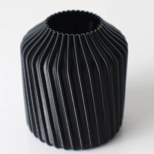 The Macbeth Vase – Modern Pleated Nordic & Japandi Decor