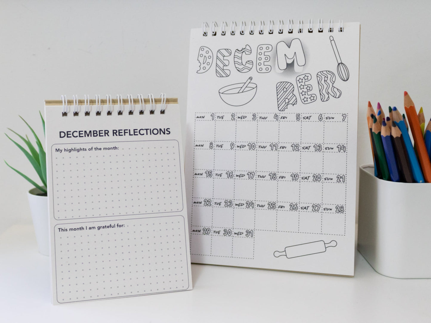 2026 Colouring Desk Calendar with Journal Prompts