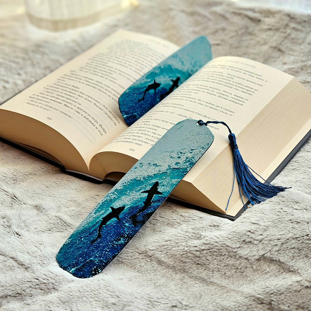 Deep Blue Bookmark Set (2 pcs) – Ocean-Inspired Shark Bookmarks | Eco-Friendly PLA with Tassel