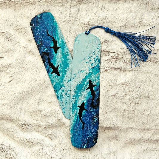 Deep Blue Bookmark Set (2 pcs) – Ocean-Inspired Shark Bookmarks | Eco-Friendly PLA with Tassel
