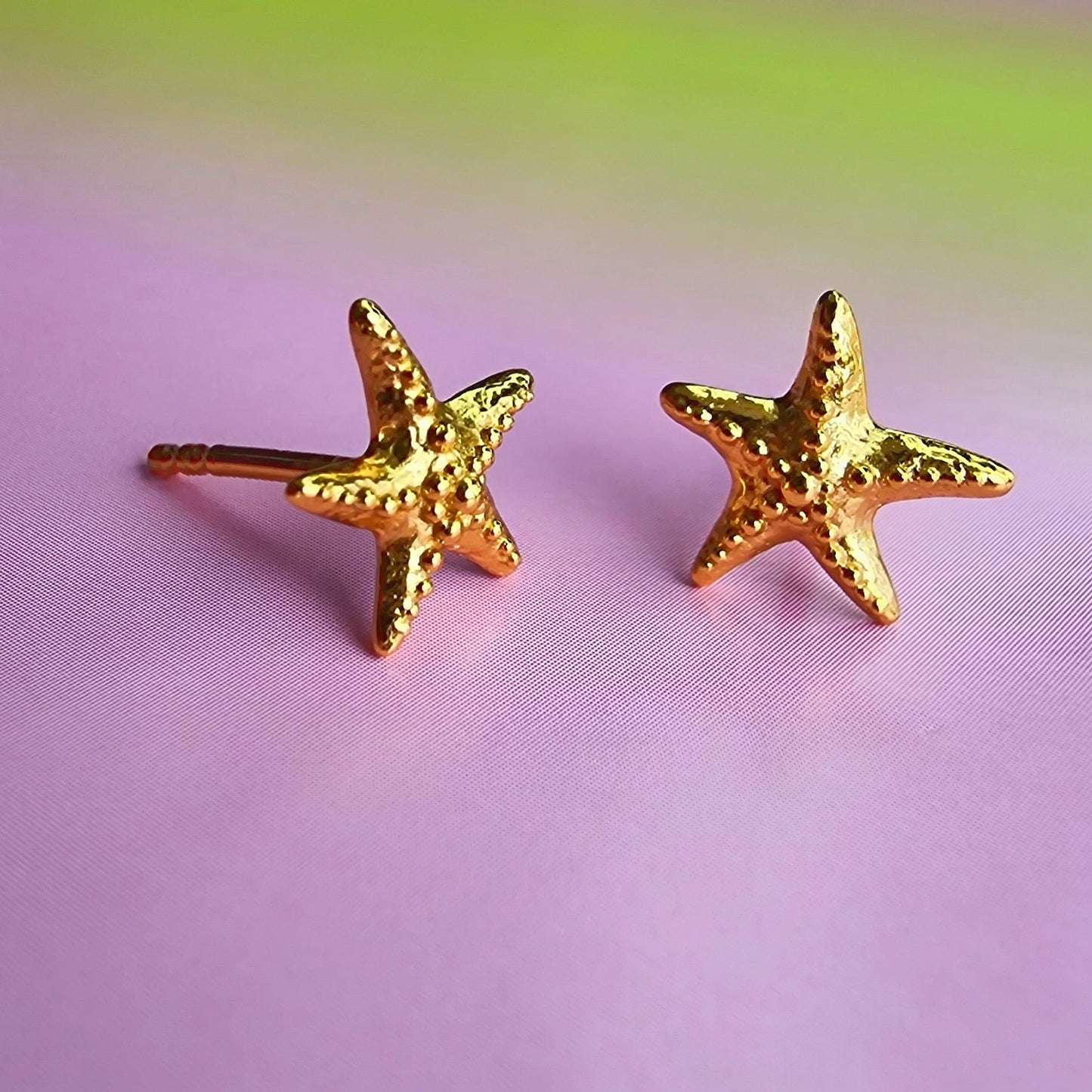 Gold Starfish Stud