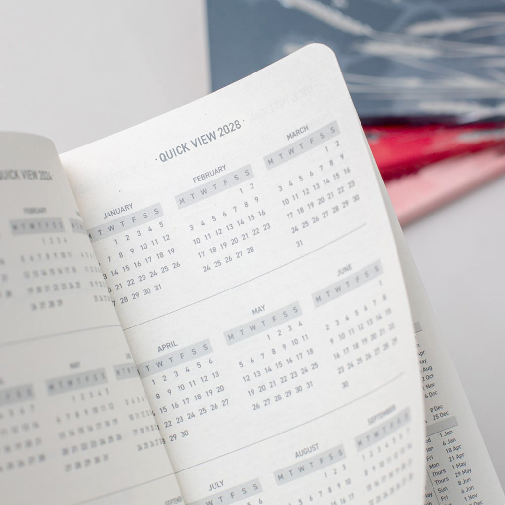 Matilda Myres | 2027 Diary - Slim Weekly Planner with Notes | Week-to-View