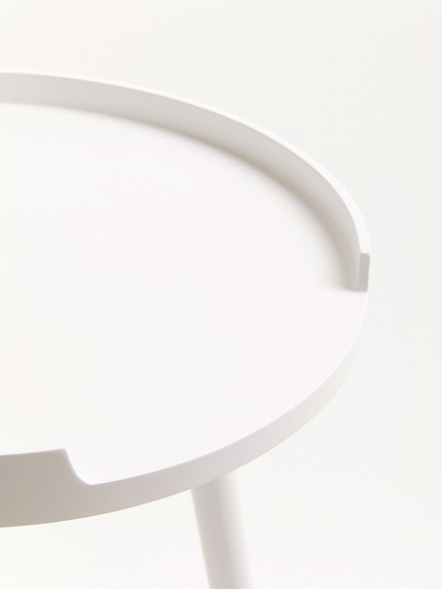 Viborg White And Natural Round Side Table