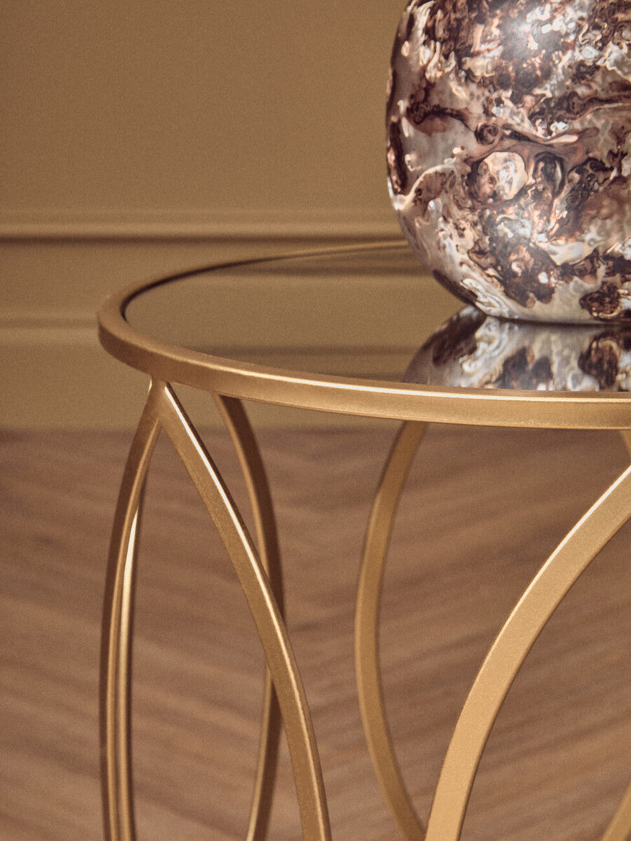 Set of 2 Gold Finish Metal Frame and Mirrored Top Side Tables, Arcana