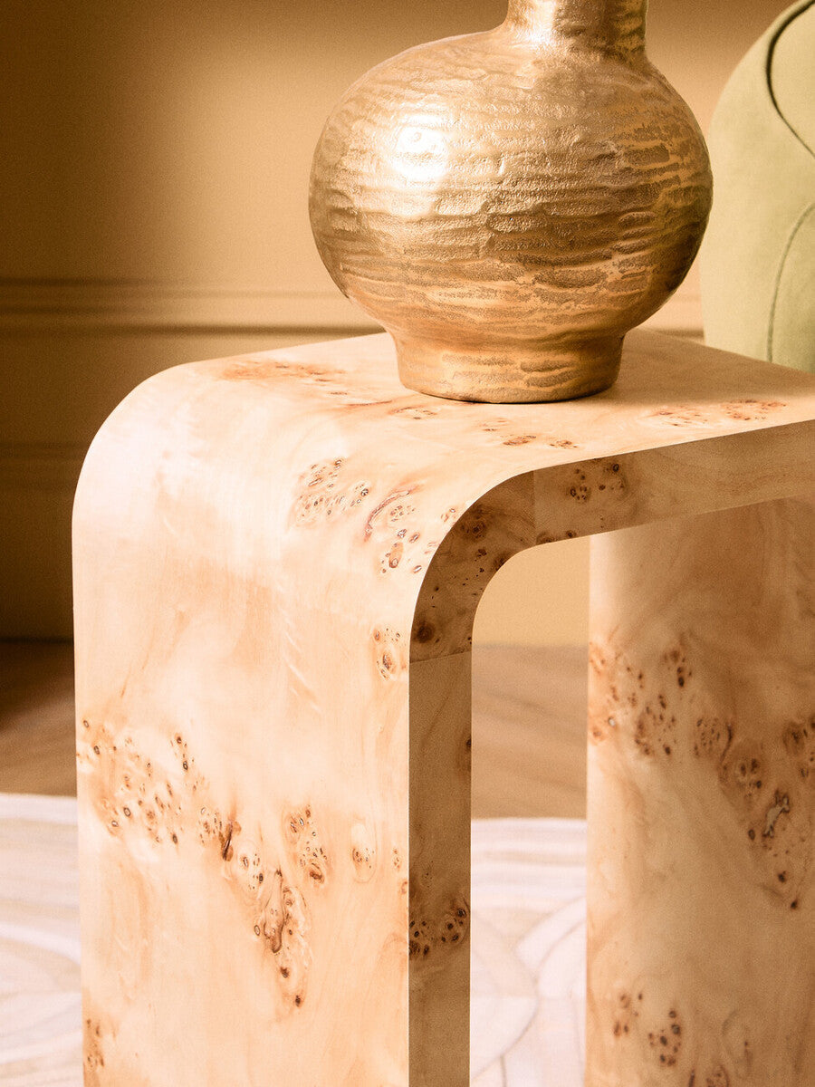 Natural Burl Wood Curved Side Table with Smooth Curved Edges, Mota