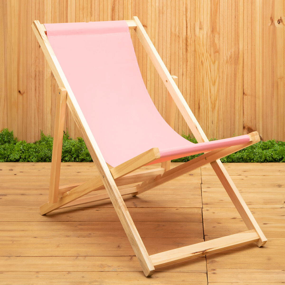 Pink Deckchair | Beauport