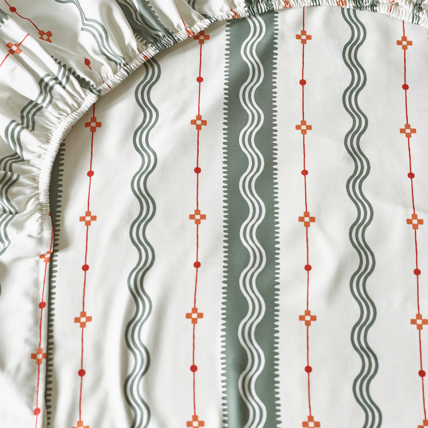 Etta Organic Cotton Fitted Sheet – Olive