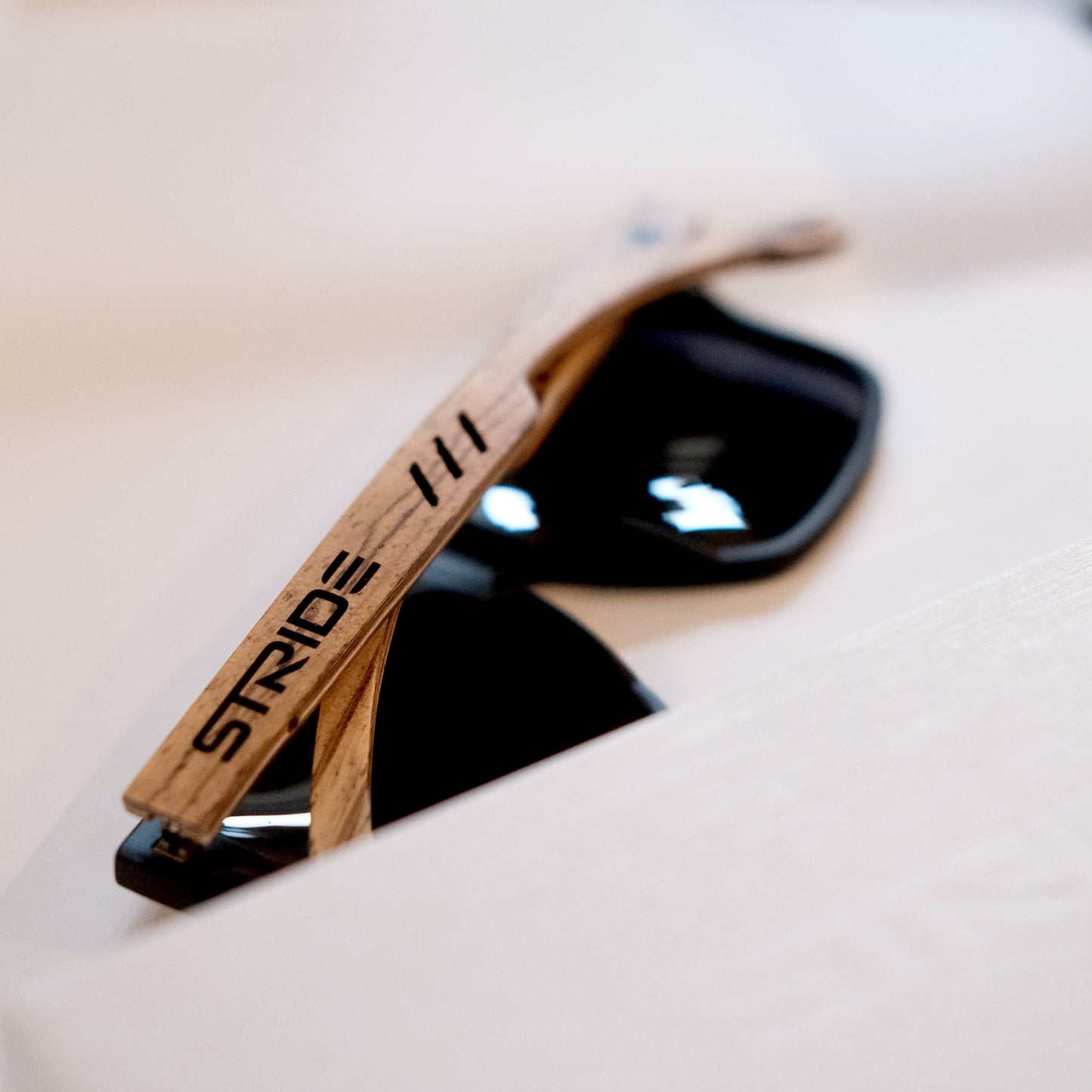 Bamboo Polarised Sunglasses - UV400 Eco-Friendly Unisex